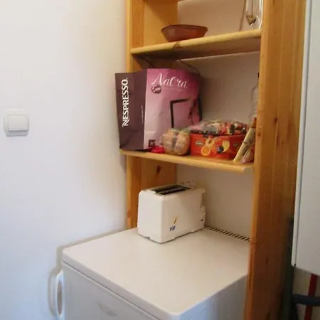 Toldi Apartment *